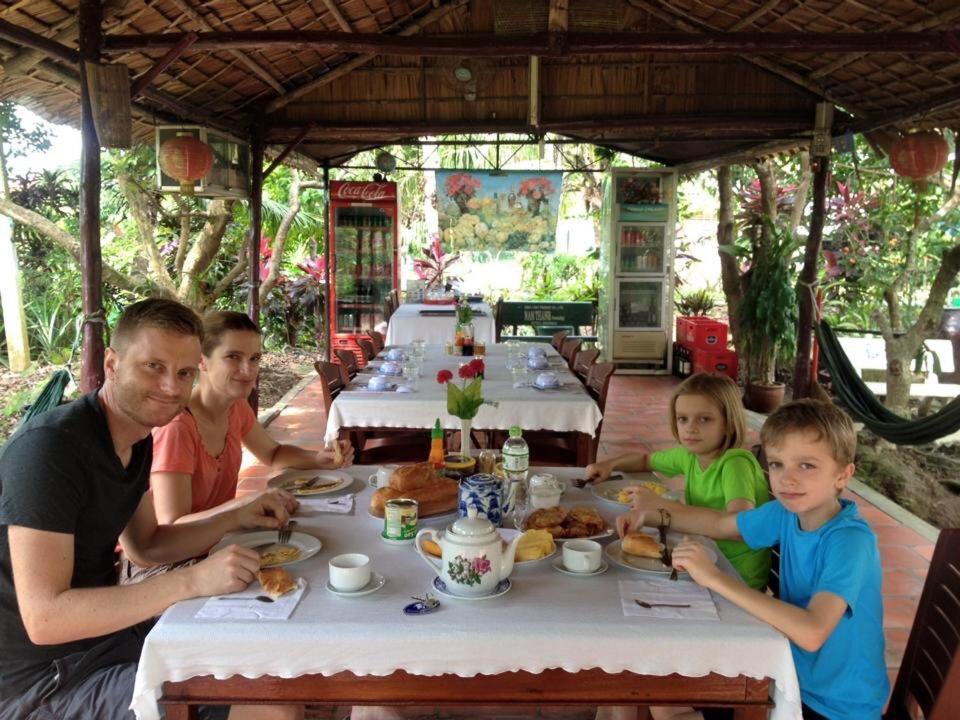 Nam Thanh Homestay หวินห์ลอง ภายนอก รูปภาพ